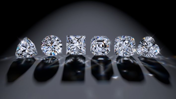How to Choose the Perfect Black Diamond Engagement Ring - UK Links Jewellery